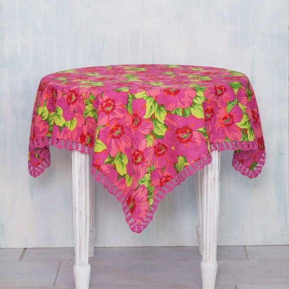 April Cornell Tablecloth Daydream 54x54 NWT - Picture 3 of 3